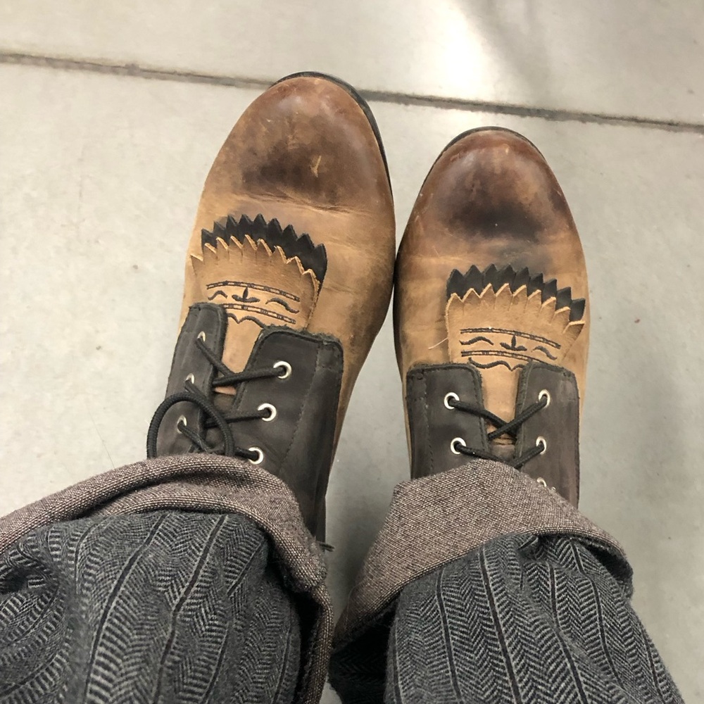 Ariat Two-Tone heritage Brown Lace-Up Women's Boots